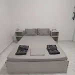 Mia Casa Naousa