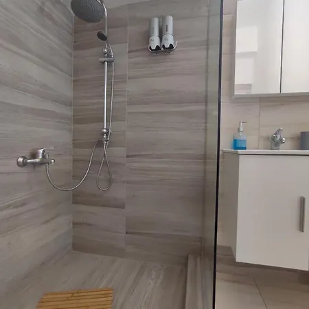 公寓 Mia Casa 纳乌萨